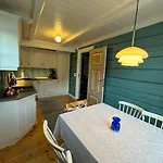 Nyrestaurert Hus Fra 1700-tallet