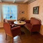Nyrestaurert Hus Fra 1700-tallet Ferienhaus *