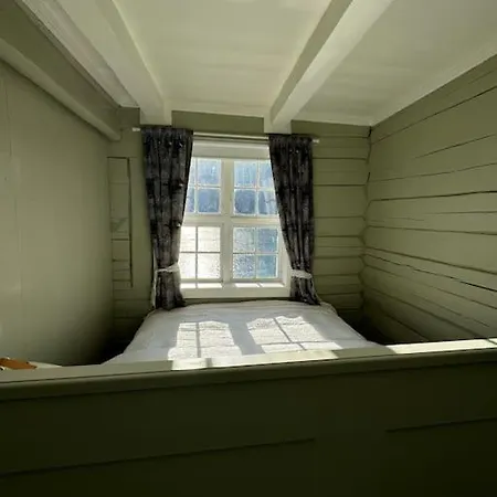 Nyrestaurert Hus Fra 1700-tallet Semesterbostad *